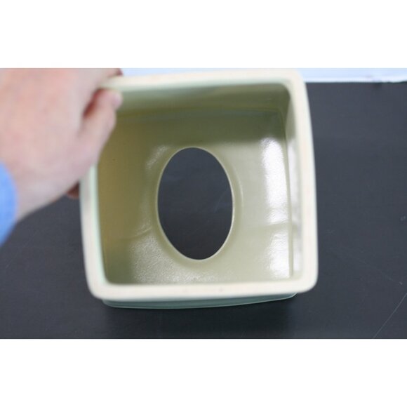 Wamsutta Shadow Sage Ceramic Tissue Box Cover Holder Green Springs 5.5" x 6" GUC - Picture 7 of 12